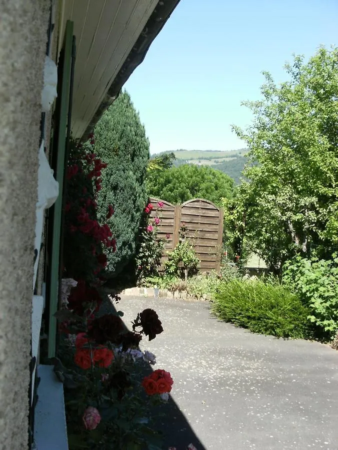 Villa Chez Léontine à Vic-sur-Cère 0*,  France