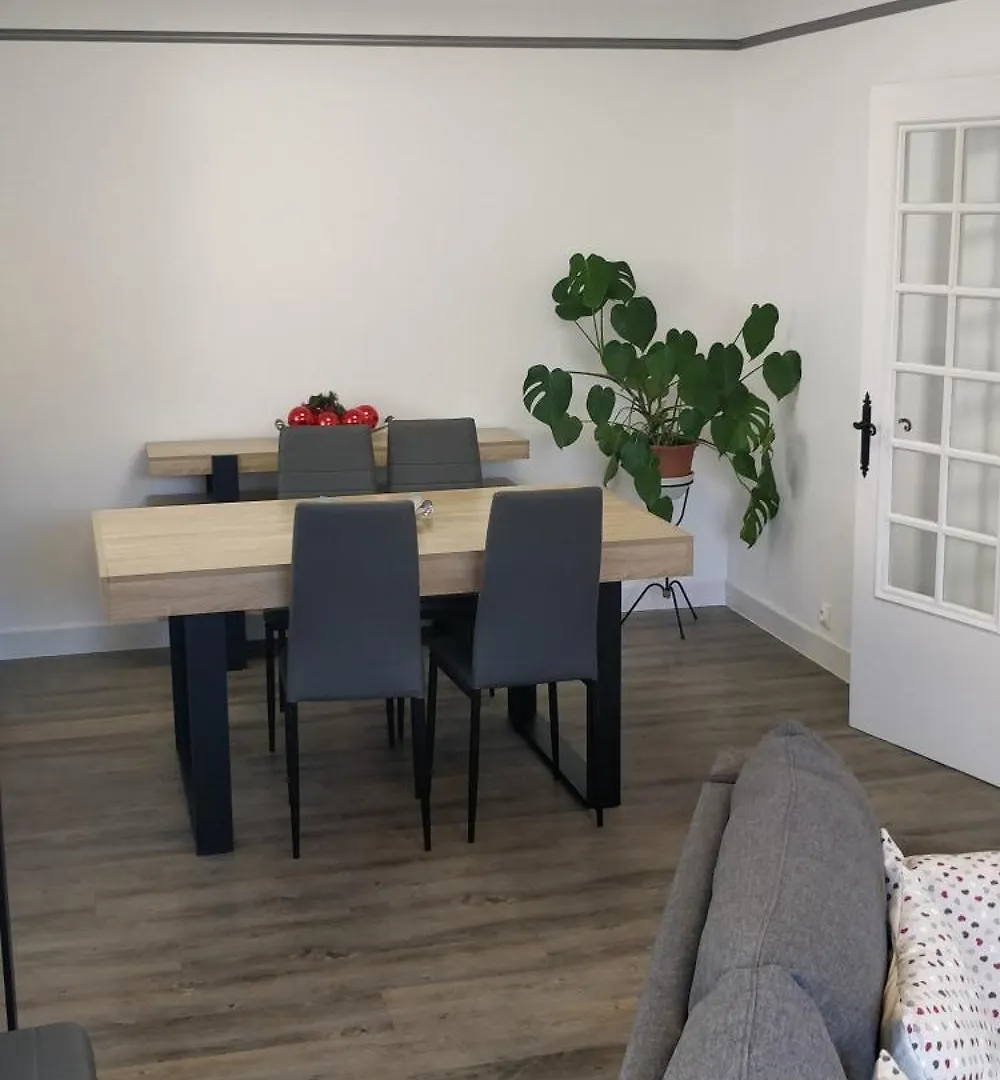 Hébergement de vacances Villa Chez Léontine à Vic-sur-Cère